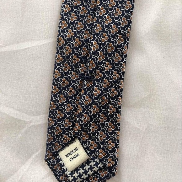 Jos A Bank 1905 Men's Silk Neck Tie - Picture 4 of 4